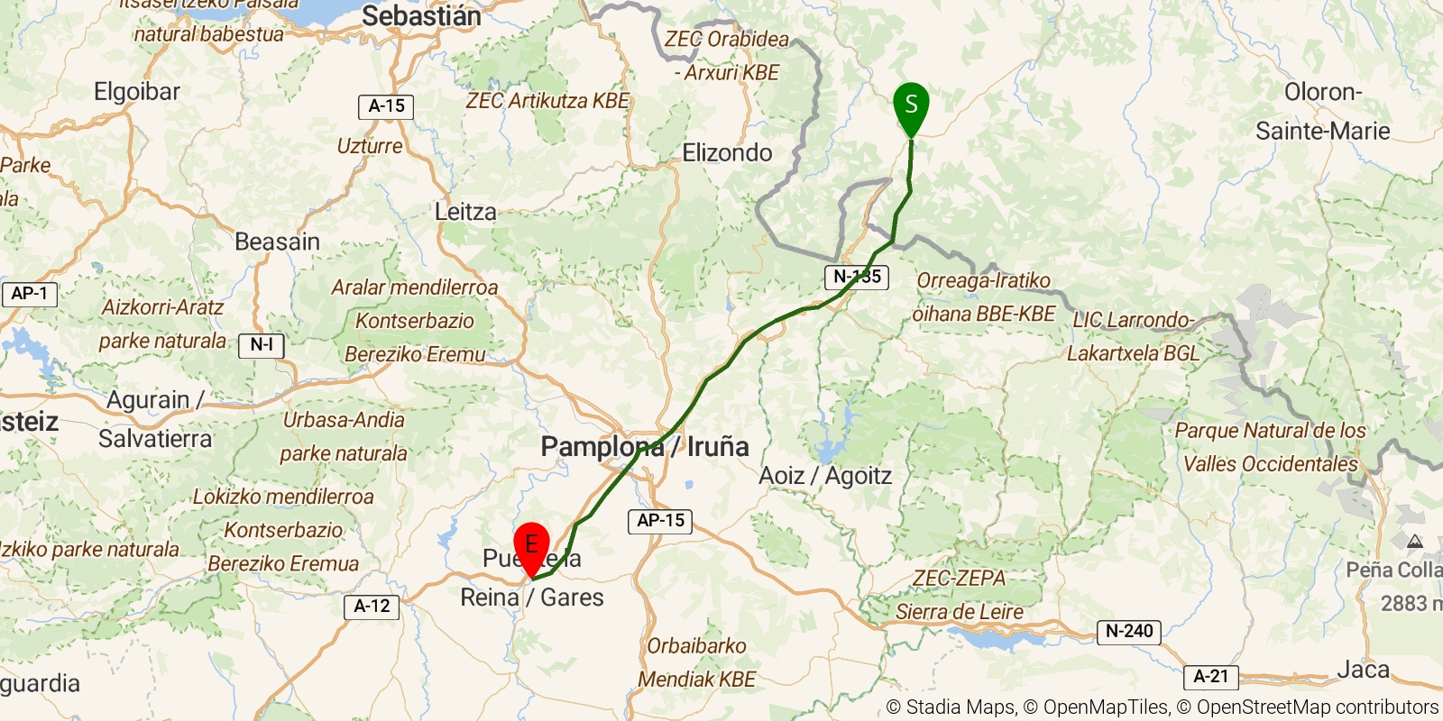 Route map of the Camino Francés — Stages 1–4: Saint-Jean-Pied-de-Port to Puente la Reina on OpenStreetMap terrain