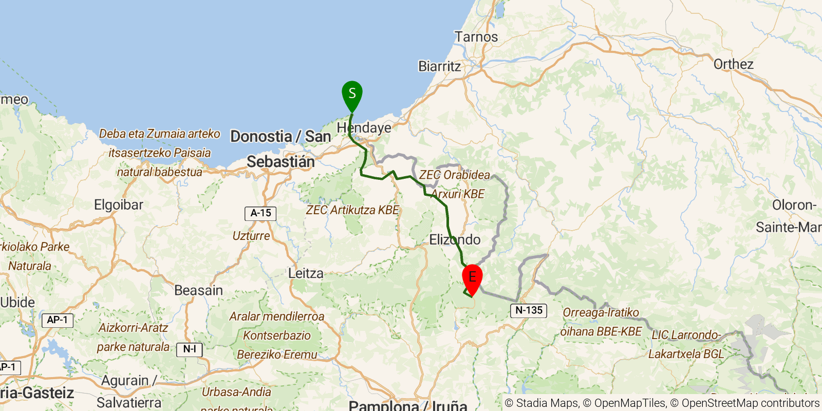 Route map of the GR11 Senda Pirenaica — Stages 1–3: Cabo Higuer to Puerto de Urkiaga on OpenStreetMap terrain