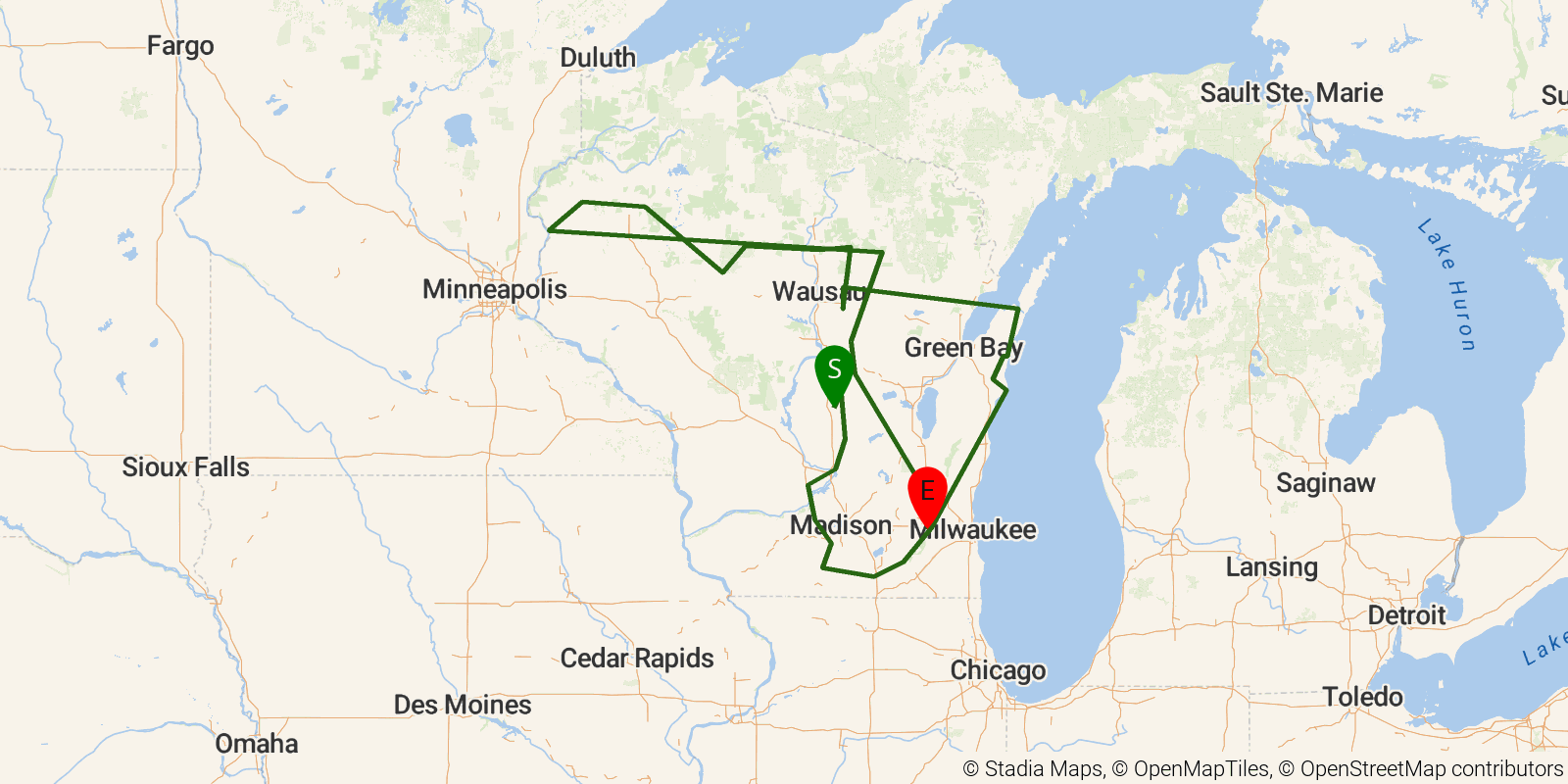 Route map of the Ice Age National Scenic Trail on OpenStreetMap terrain