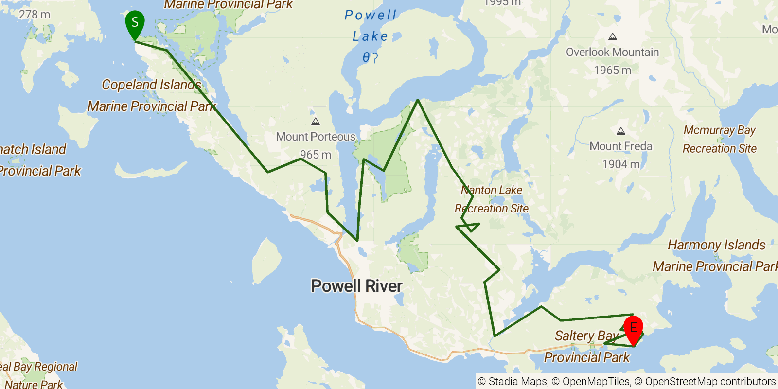 Route map of the Sunshine Coast Trail on OpenStreetMap terrain